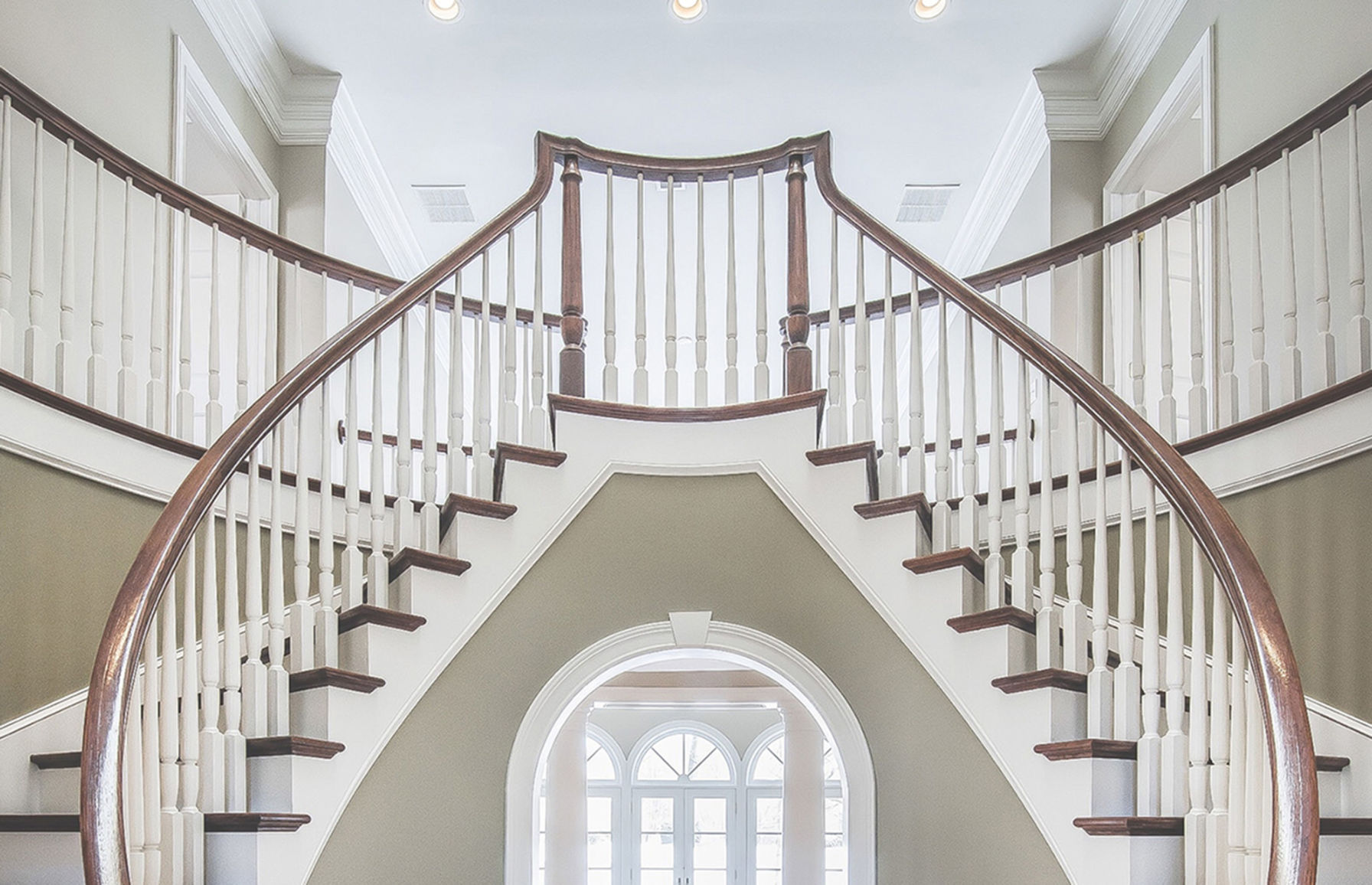 Petticoat stairs